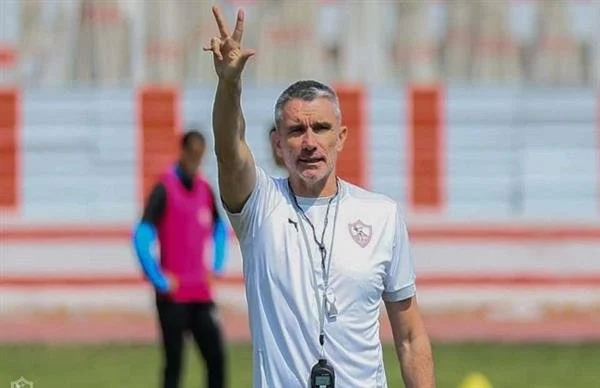 الزمالك يوضح موقفه من التعاقد مع كارتيرون لتولي قيادة الفريق في دوري الأبطال
