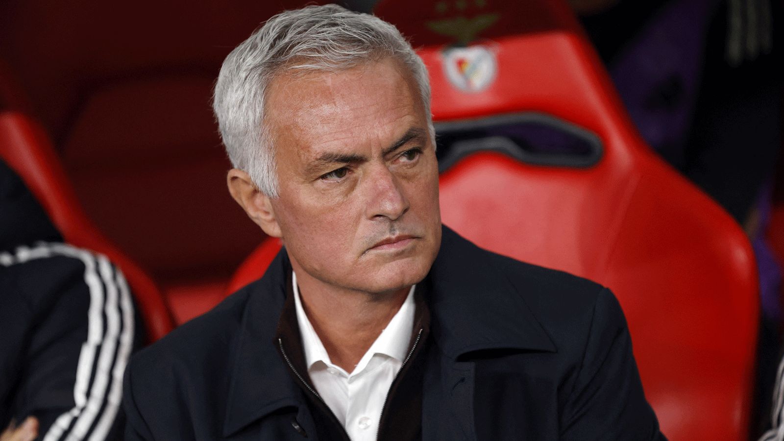 بنفيكا يعلن رحيل مورينيو إلى ريال مدريد ويتعاقد مع هدف الاتحاد بديلًا له