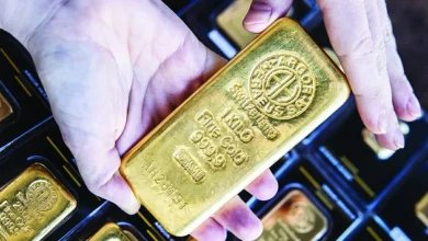 تراجع الذهب 2.6% والفضة تصعد 1% في أسبوع متقلب