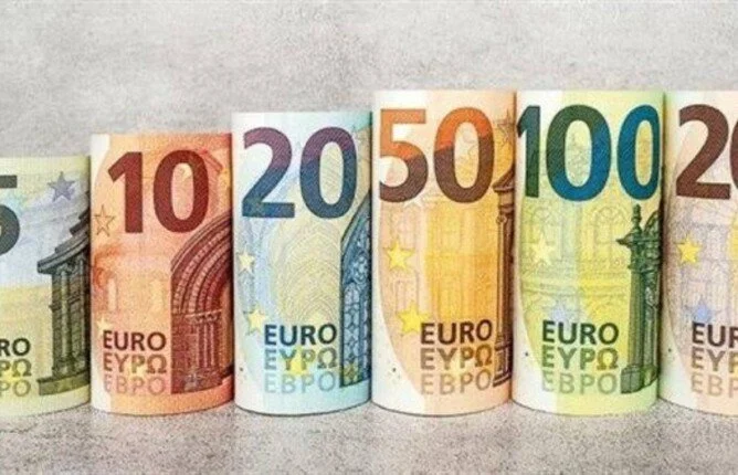 سعر اليورو مقابل الجنيه المصري في البنوك تعرف على أحدث الأسعار والتغيرات في السوق المالية