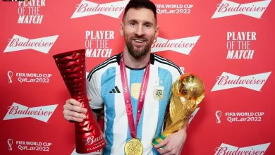 ليونيل ميسي يتوج بلقب أفضل لاعب في كأس العالم 2022
