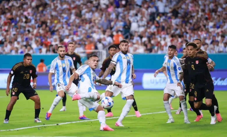 نجم الأرجنتين يكشف سبب رفضه عرض النصر الضخم