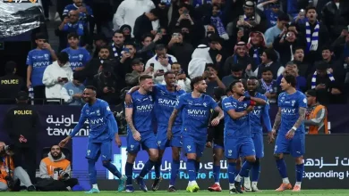 نجم الهلال يفسخ عقده ويقترب من العودة للدوري الإنجليزي