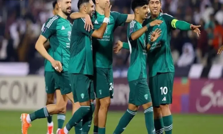 الأهلي السعودي يتألق بثلاثة أهداف في ودية بينزغاو سالفيلدين