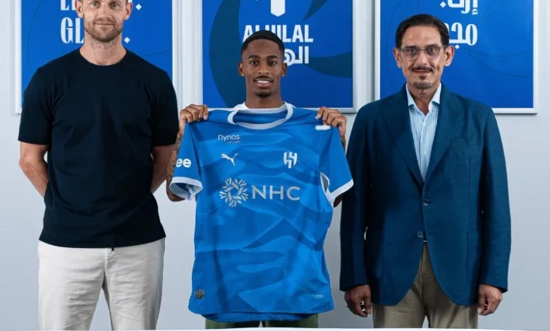 الهلال يتعاقد مع الجناح الهولندي سامرفيل مقابل 65 مليون يورو ويخطف صفقة روما