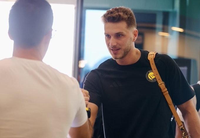 بعثة النصر تنطلق إلى البرتغال استعدادًا للموسم الجديد