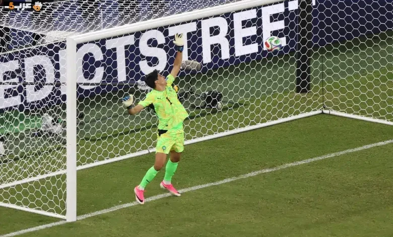 بعد تألق ياسين بونو في كأس العالم فاناربخشة يخطط لضمه