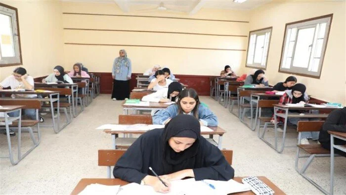 جدول امتحانات الفرصة الثانية لطلاب مدارس المتفوقين 2026 الموعد والتفاصيل كاملة للنجاح والتفوق