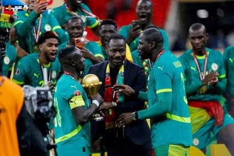 خلاف حاد بين ماني وكوليبالي يهز معسكر السنغال في كأس العالم