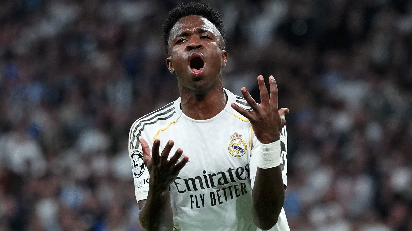 ريال مدريد يربط مستقبل مايكل أوليسي برفض ليفربول عرض فينيسيوس