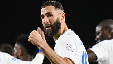 كريم بنزيما يغادر معسكر الهلال في النمسا بعد جدل القيد الآسيوي