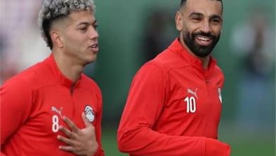 مفاوضات سرية وعروض تغير مستقبل محمد صلاح وإمام عاشور