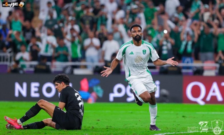 منافسة الهلال تشتعل.. الأهلي يواجه صعوبات في صفقاته المحلية