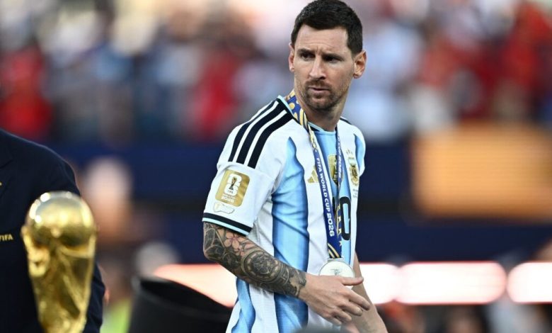 موقف ميسي النهائي من الاعتزال الدولي بعد خسارة حلم مونديال 2026