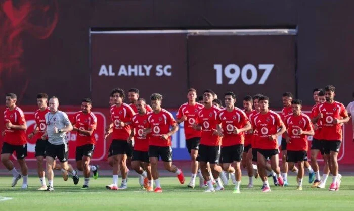 الأهلي يواصل استعداداته المكثفة لمباراة الشرقية إنبي في الدوري الممتاز