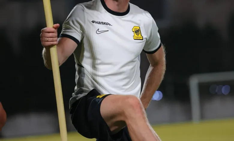 الاتحاد المنتشي يسعى لاقتناص نقاط الحزم في الدوري السعودي