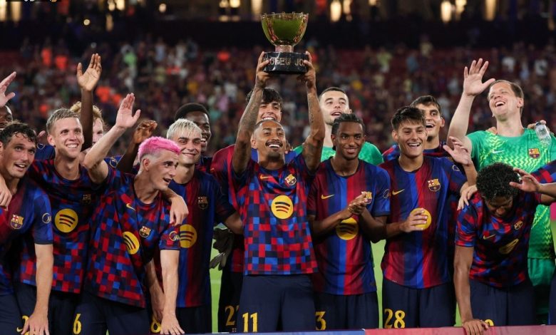 برشلونة يتألق بثنائية حمزة عبد الكريم ورافينيا ويتوج بكأس خوان جامبر على حساب الأهلي المصري