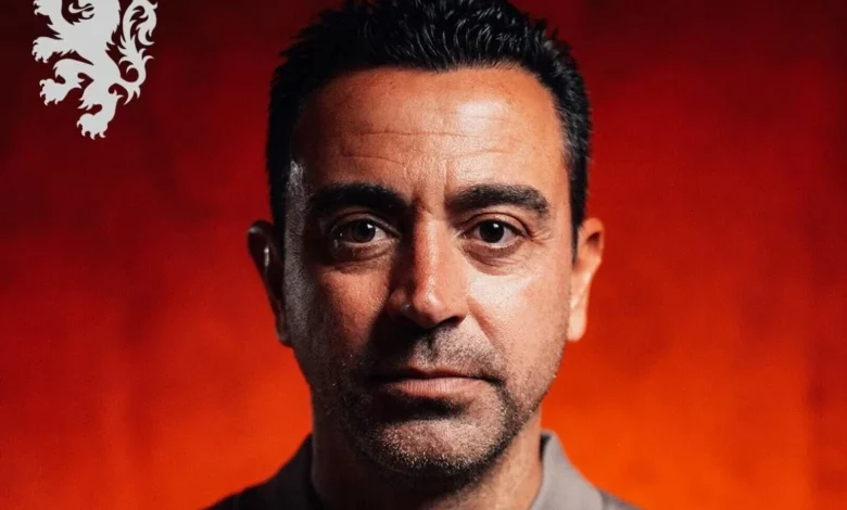 تشافي هيرنانديز يصل إلى التاريخ بقيادة منتخب هولندا لأول مرة