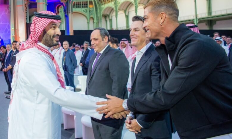 رحلة مثيرة تأخذك من باريس إلى الدمام