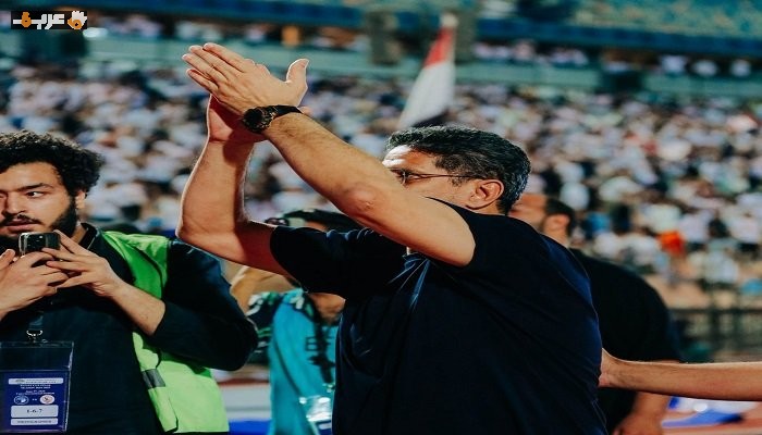 أيمن الرمادي يشيد بجماهير الزمالك ويصفهم بأوفى مشجعين في العالم
