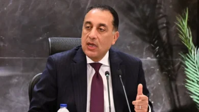 الدولار والذهب يرتفعان في مصر والبورصة تنخفض بسبب الأزمة الإيرانية
