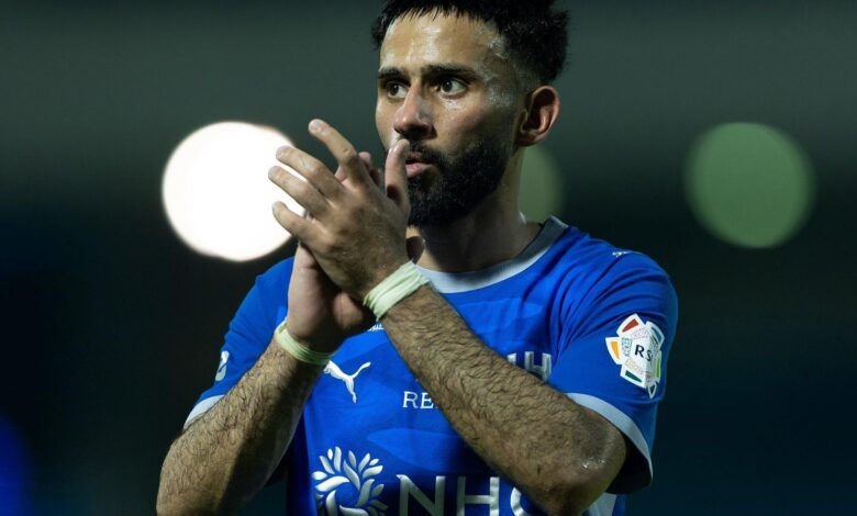 الهلال السوبر يخطف صدارة الدوري في كلاسيكو مثير والجماهير على الحماس