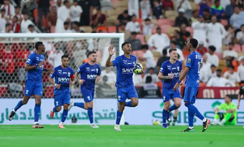الهلال يشكل تشكيلته المفاجئة في مباراة نيوم بالدوري السعودي