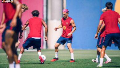 برشلونة يعود بجافي بعد غياب مباراتين
