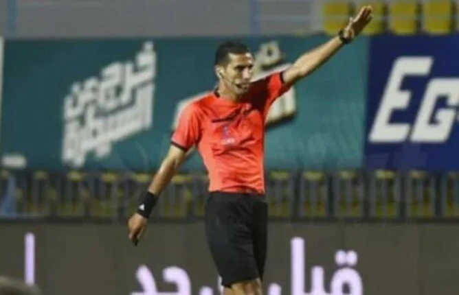 محمود ناجي يقود تحكيم مباراة الزمالك وأبو قير للأسمدة في الجولة الرابعة من الدوري