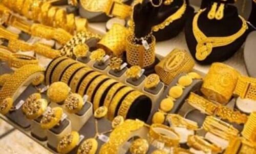 ارتفاع مفاجئ في أسعار الذهب عيار 21 بمصر رغم تراجع الدولار
