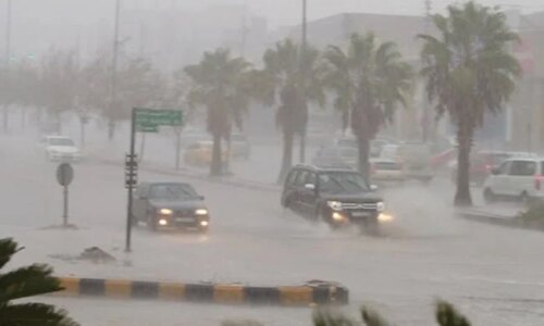 الأرصاد تعلن عن منخفض جوي يؤثر على البلاد مع زيادة ملحوظة في فرص سقوط الأمطار والأحوال الجوية
