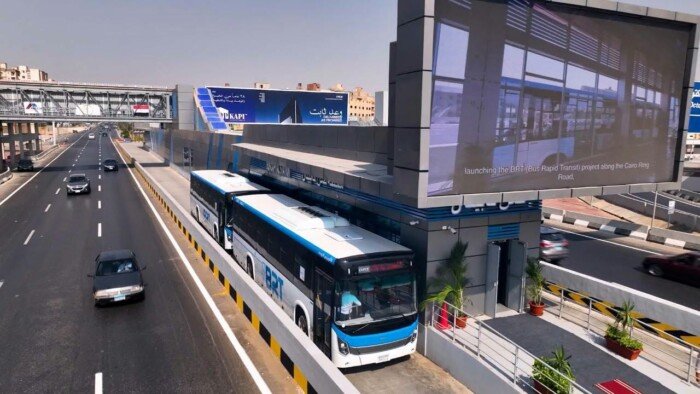 انطلاق التشغيل المباشر للأتوبيس الترددي BRT اليوم تعرف على المحطات والمواعيد الجديدة