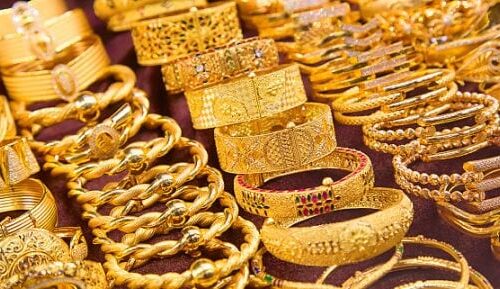 تعرف على أفضل الأوقات لشراء وبيع الذهب حسب تقلبات الأسعار اللحظية