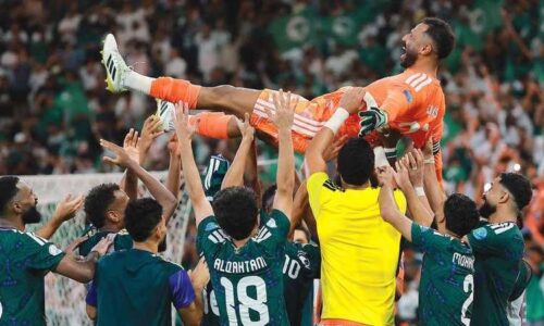 حارس المواعيد الثقيلة يقود الإمارات نحو كأس غابت 22 عامًا