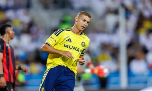 رونالدو يصل الرياض وينطلق مع تدريبات النصر