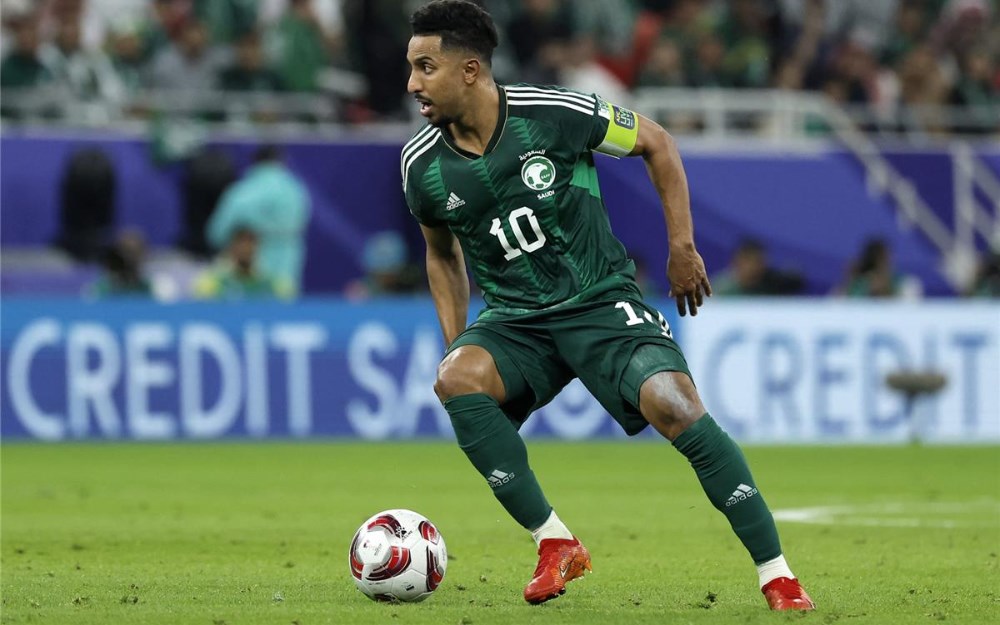 سالم الدوسري يشعل حماس نجوم السعودية قبل نهائي خليجي 27
