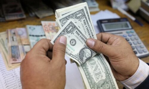 سعر الدولار اليوم الخميس 8 أكتوبر 2026 استقرار العملة الأمريكية أمام الجنيه المصري في السوق المحلية