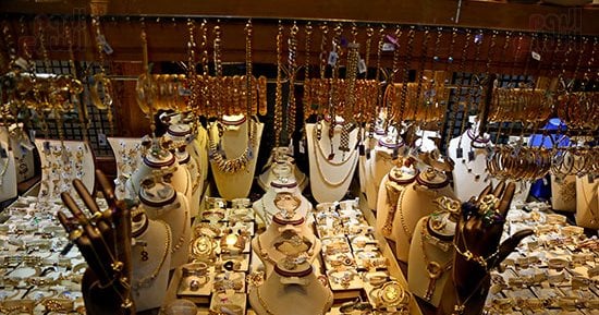 سعر ذهب عيار 18 يتخطى 5263 جنيهًا وأحدث التغيرات تكشف المستجدات