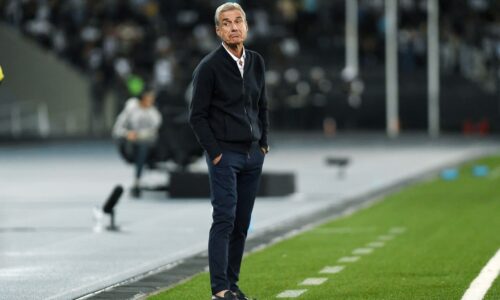 لويس كاسترو يكشف حقيقة عروض الخليج ويُجيب عن عودته إلى دوري روشن