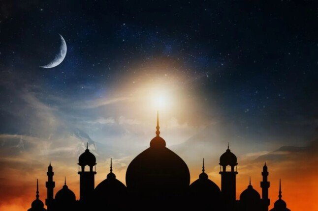 موعد أول أيام الصيام وتأثير التكنولوجيا على حل جدل رؤية الهلال في الدول العربية