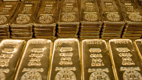 هبوط غير متوقع في سعر الجنيه الذهب إلى 48.8 ألف جنيه في مصر اليوم