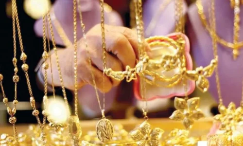 هل تشتري الذهب الآن؟ خبير يكشف السر لصفقة رابحة وسط التقلبات